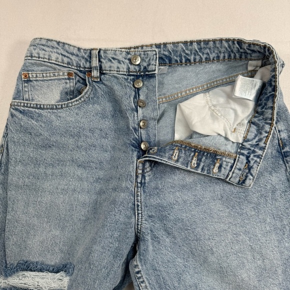 H+M Divided Jeans Womens Sz 10 Light Blue Mom Fit Button Fly Straight High Rise - Picture 12 of 12